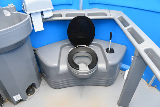 Best Portable restroom trailer rental  in Lancaster, OH